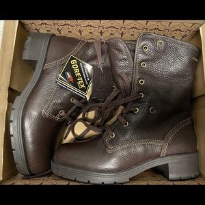 Clarks Reunite Up GTX winter boots size 6.5M